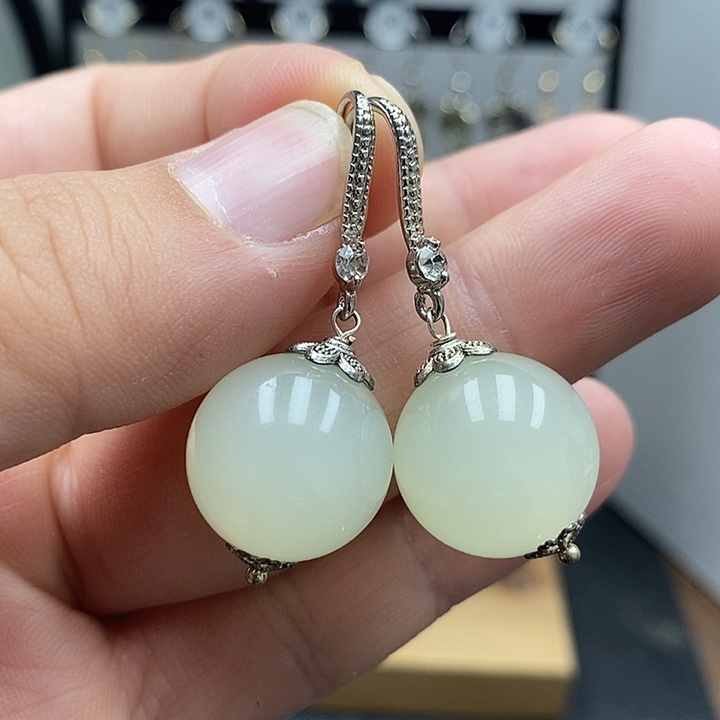 和田玉银S925镶嵌耳饰尺寸16mm