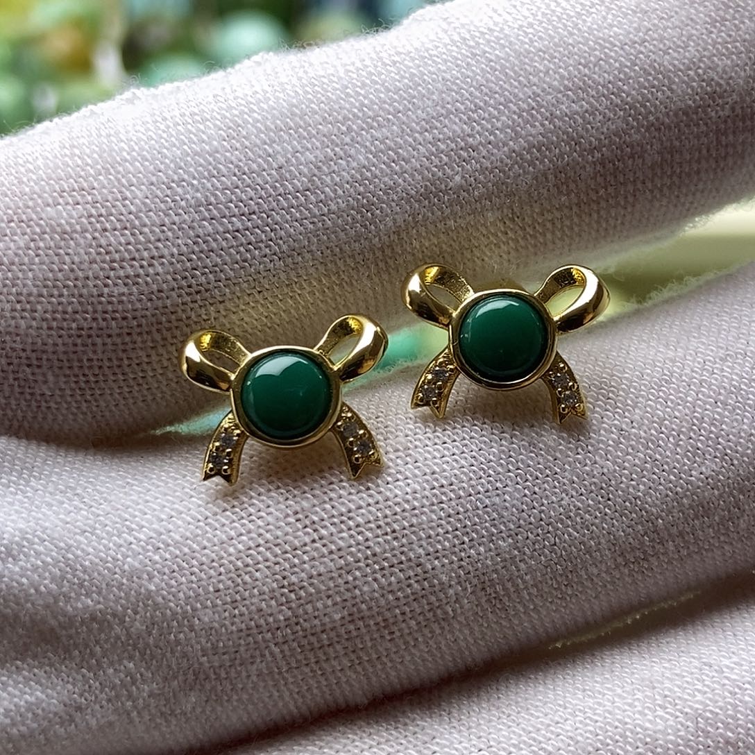 绿松石未镶嵌原矿松石系列