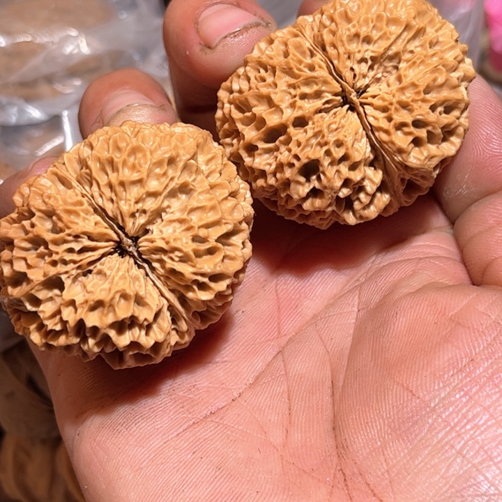 文玩核桃吊坠滇西56