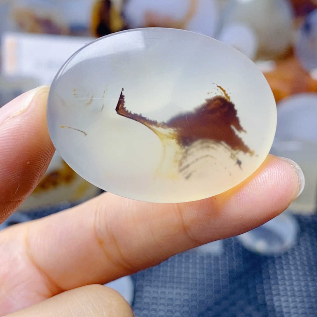 玛瑙/玉髓未镶嵌珠宝奇石