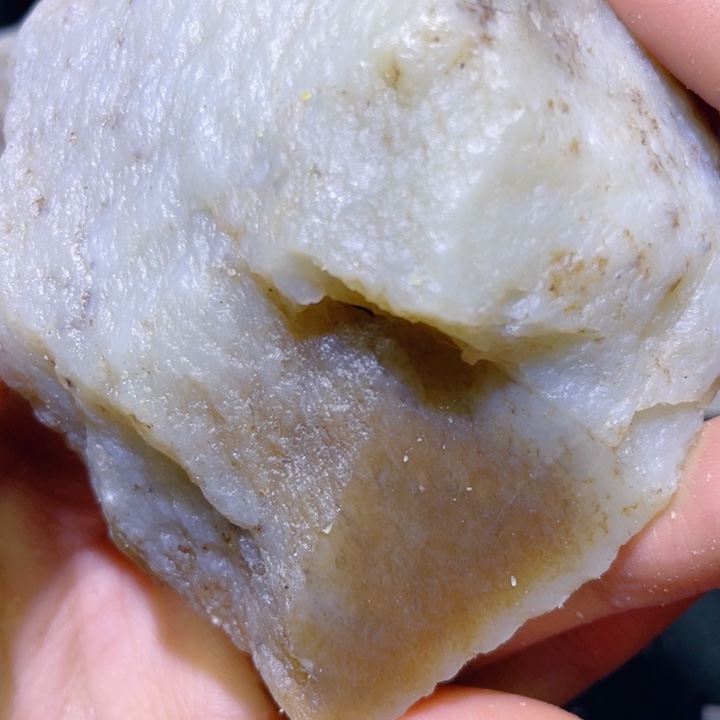 和田玉未镶嵌珠宝半成品