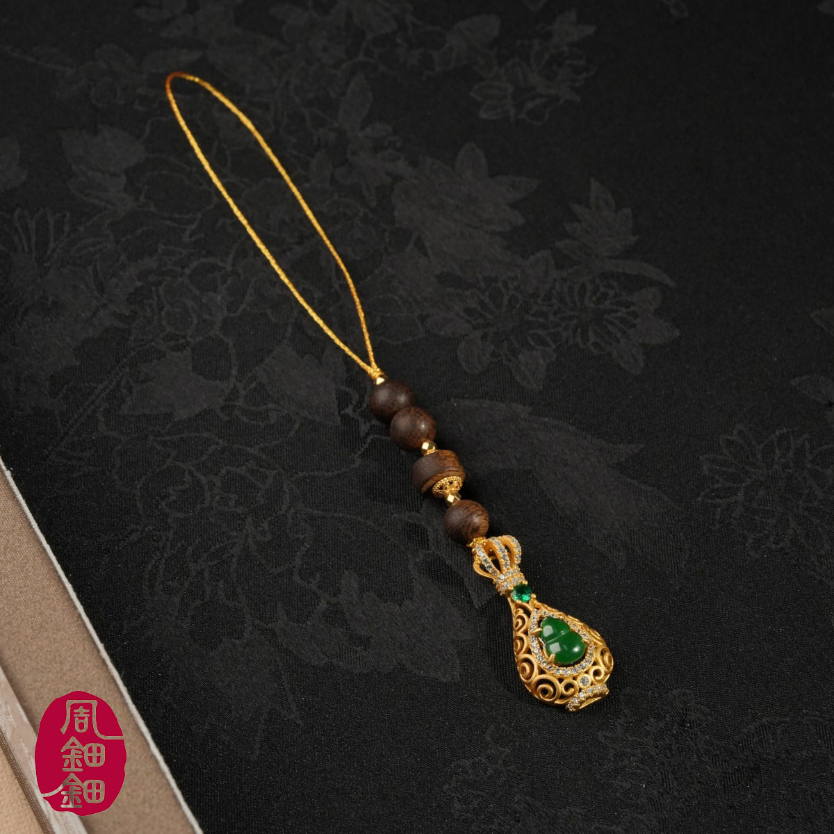 周钿钿®|予瓶梅|天然A货翡翠葫芦棋楠沉香s925银设计款国风手机挂