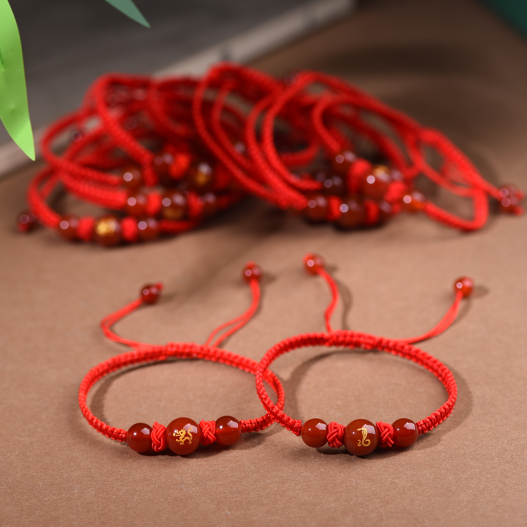 K12十二生肖南红手工编织手绳气质百搭简约大气