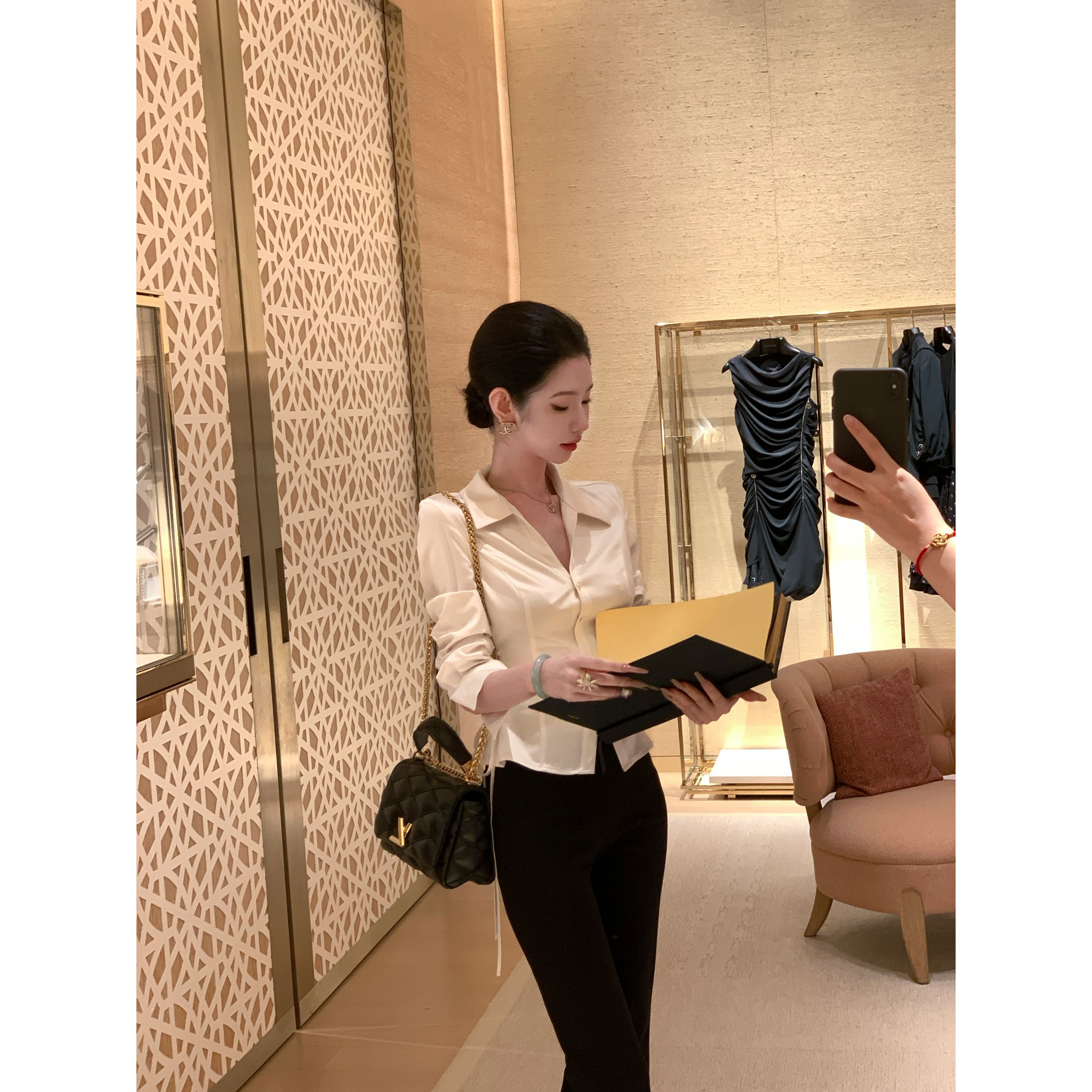 【雅乔定制】诺曼精英 抽绳收腰高级亚光缎面长袖衬衫DYLL-25066802