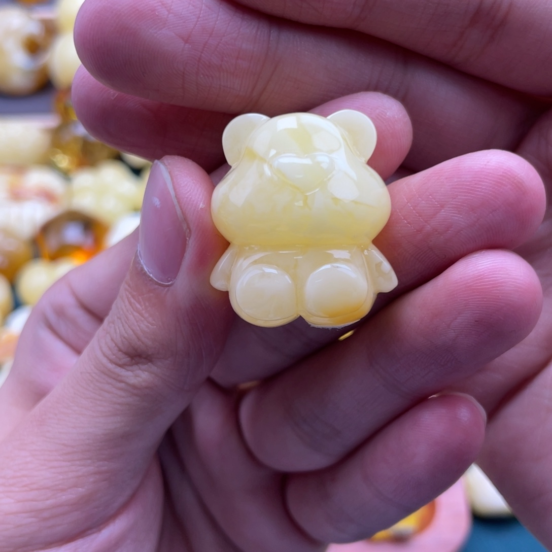 @***⁰琥珀未镶嵌裸石蜜蜡