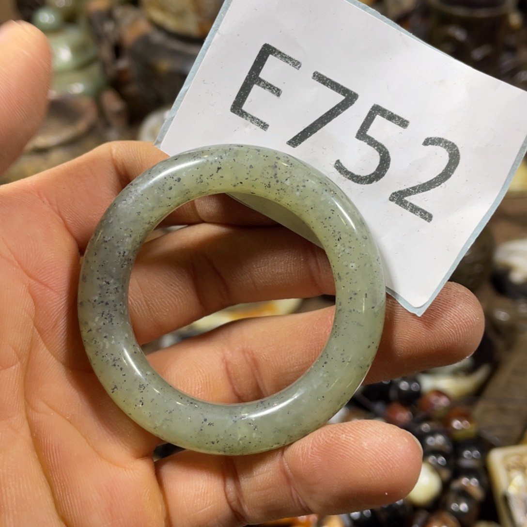 和田玉吊坠(不含链)未镶嵌