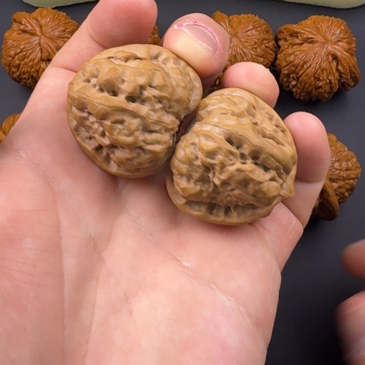 文玩核桃把件蛤蟆头37精品 高桩