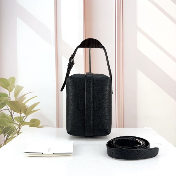 95新/瓦莱可斯特拉/包包/250130SK0010