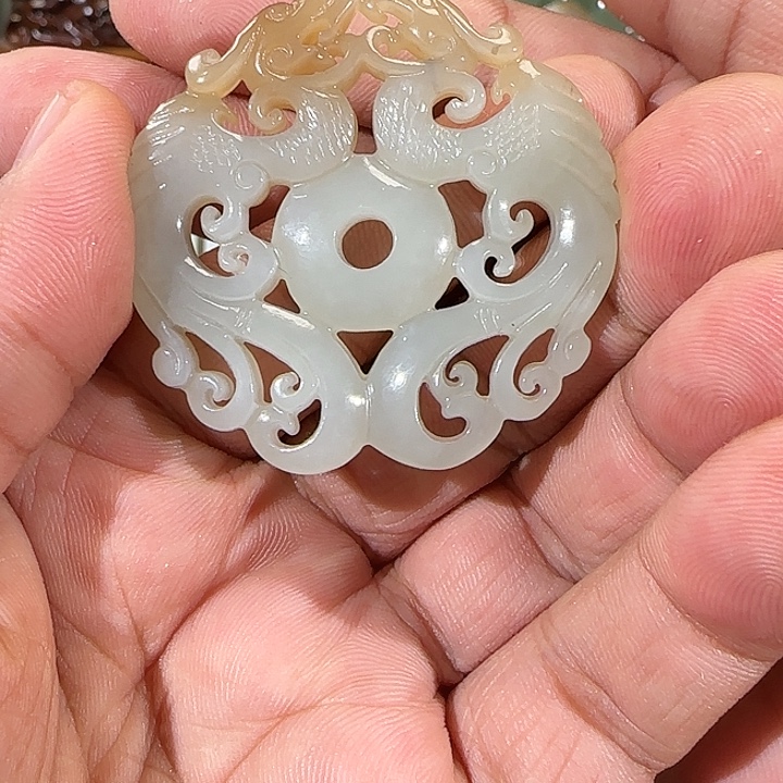 和田玉（糖玉）未镶嵌颈饰