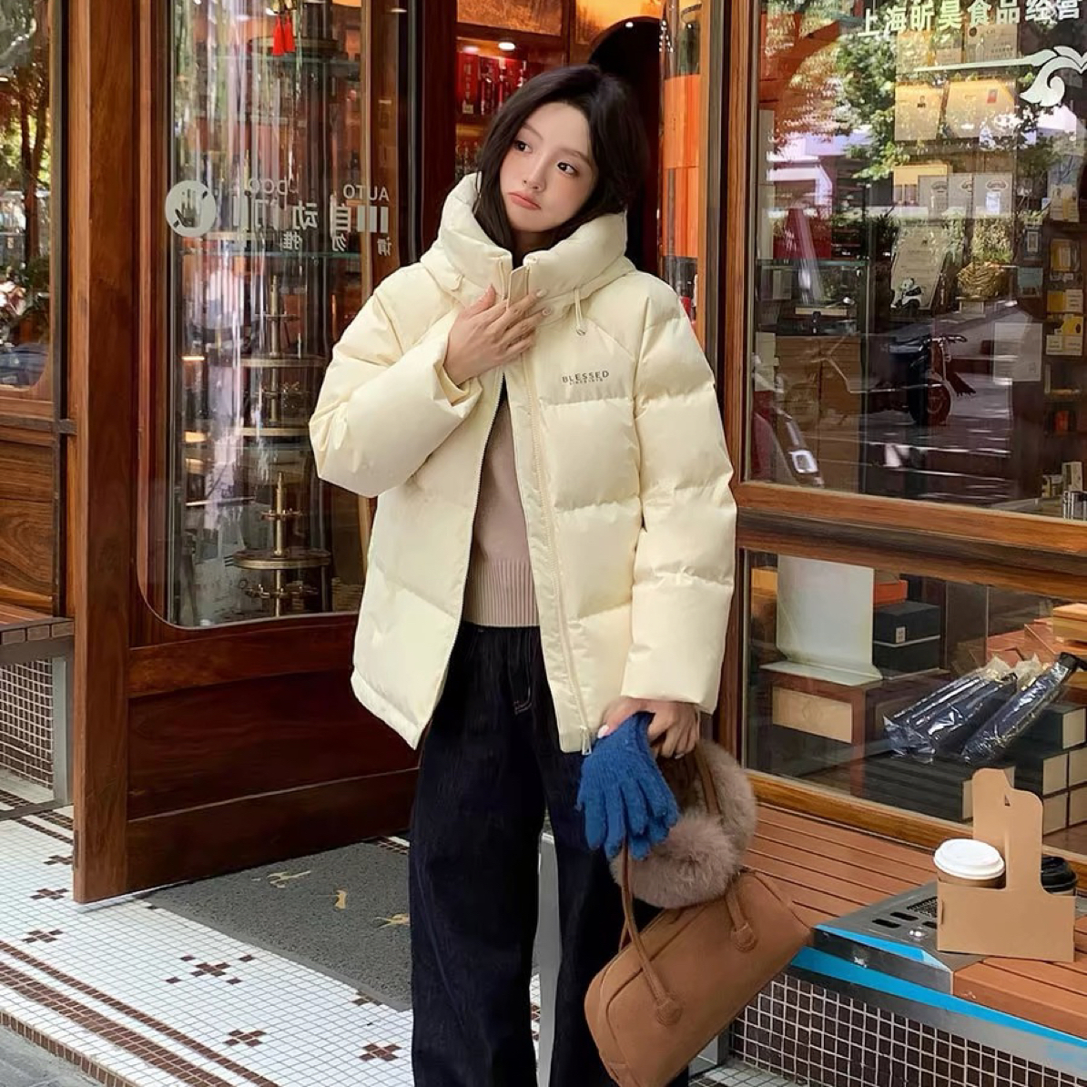 波家同款95白鸭绒羽绒服女冬季短款2025新款连帽宽松保暖面包服潮