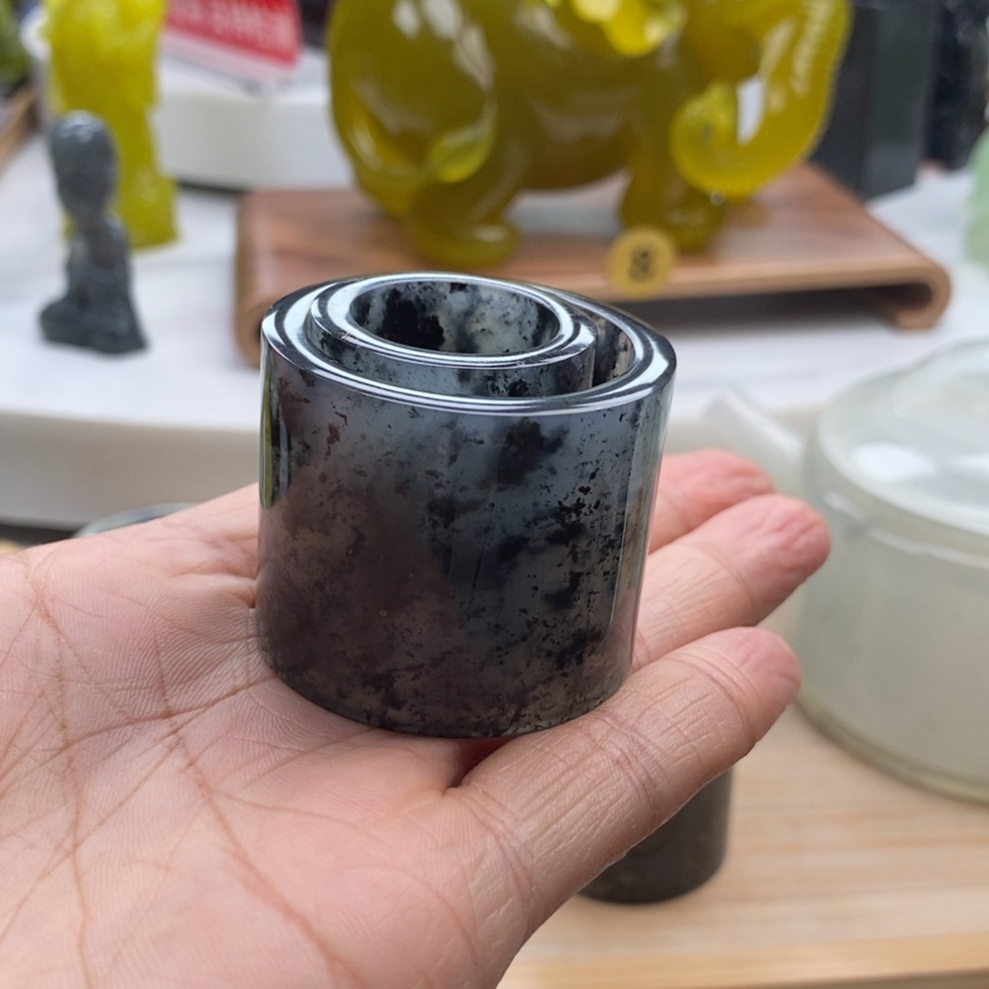 F***。岫玉未镶嵌四大名玉盖置