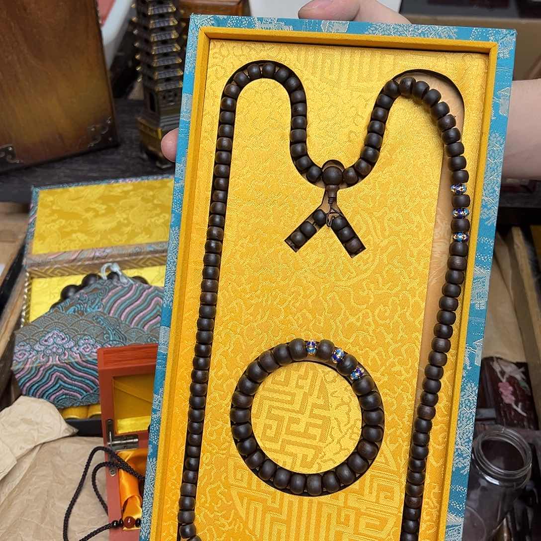 大叶紫檀（黑酸枝木类）