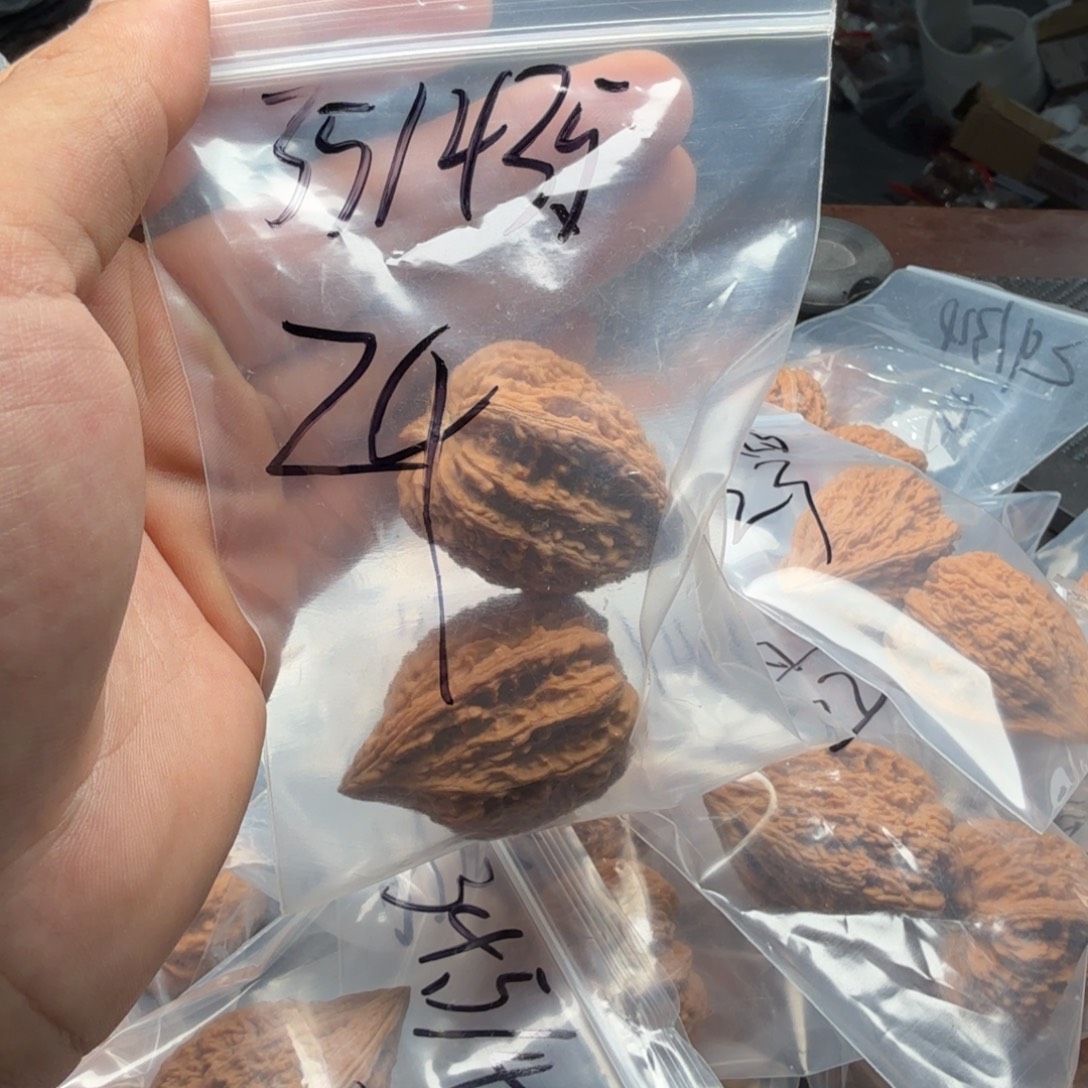 吊坠桃核福利塔尖24号