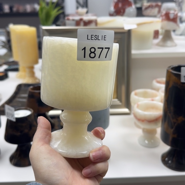 L1877。         福利