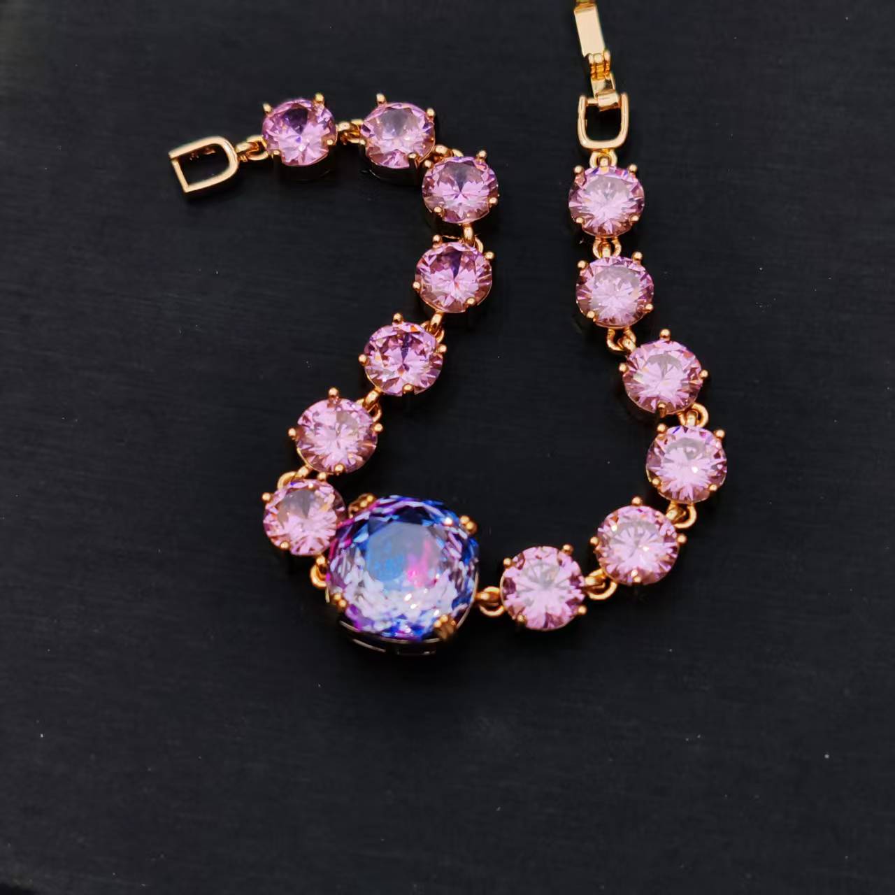 【南非定制】经典高级轻奢大气百搭手链 A56