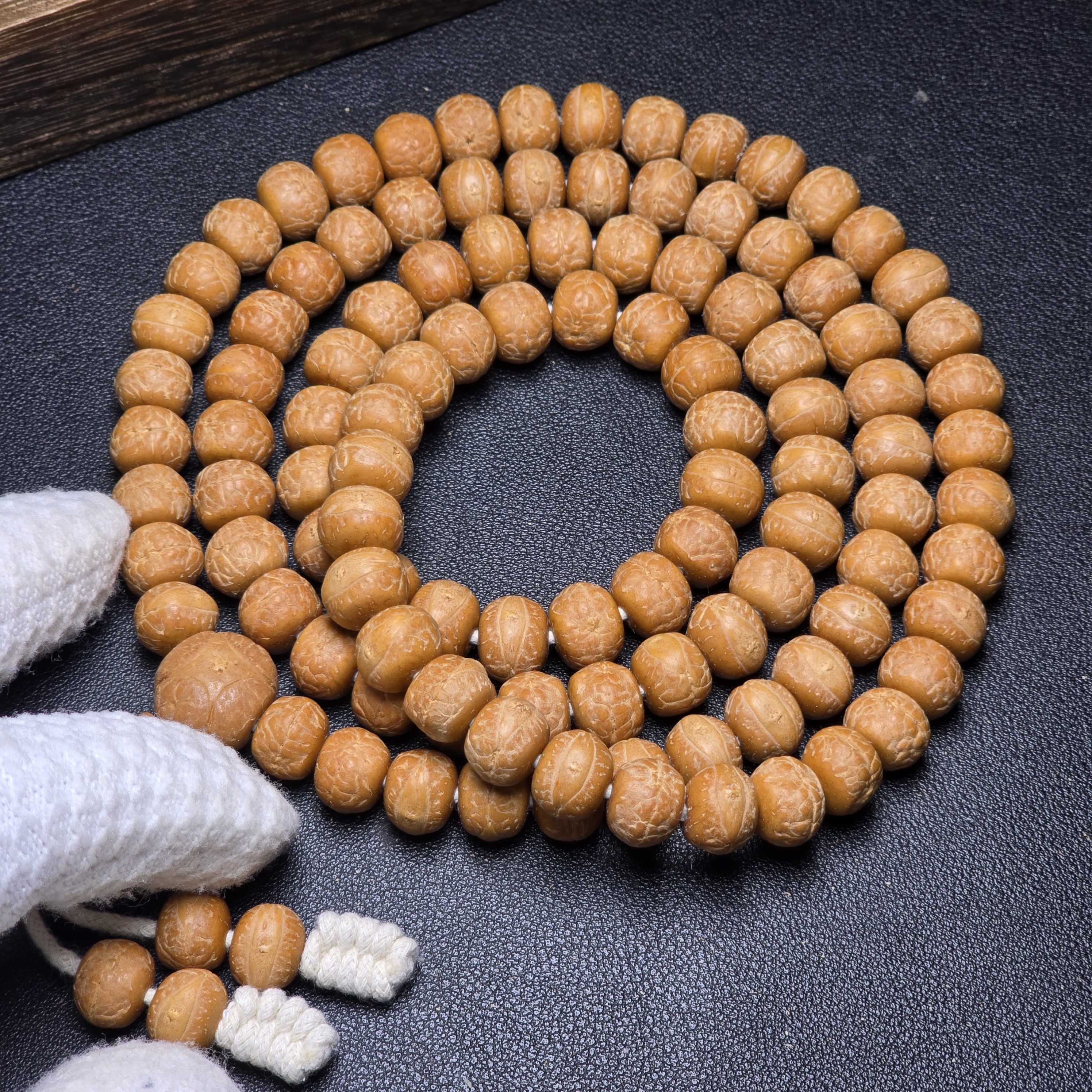 尼泊尔凤眼菩提-藏式108系列-尺寸12-半实心高油籽-货号L8
