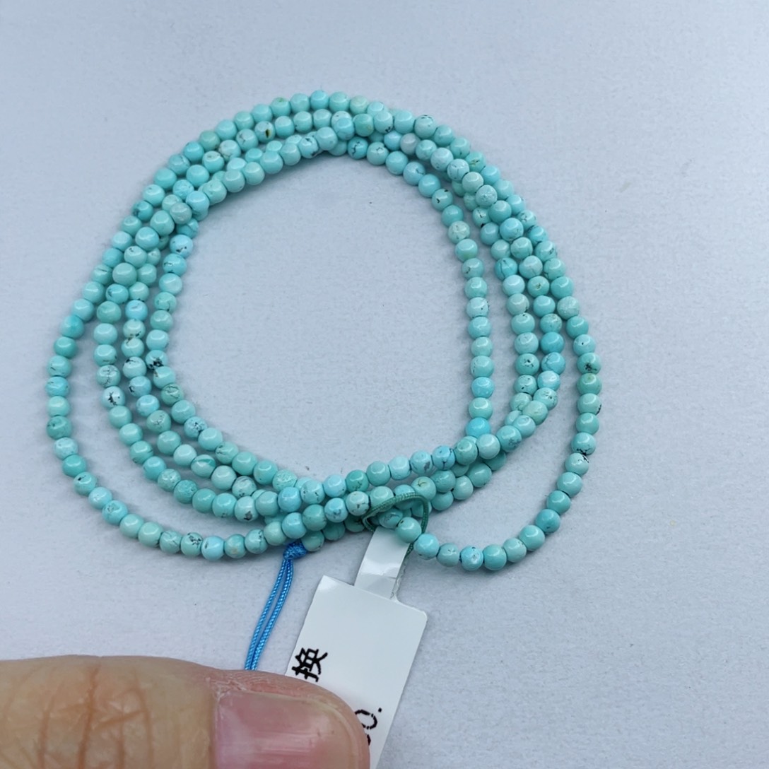 绿松石颈饰未镶嵌