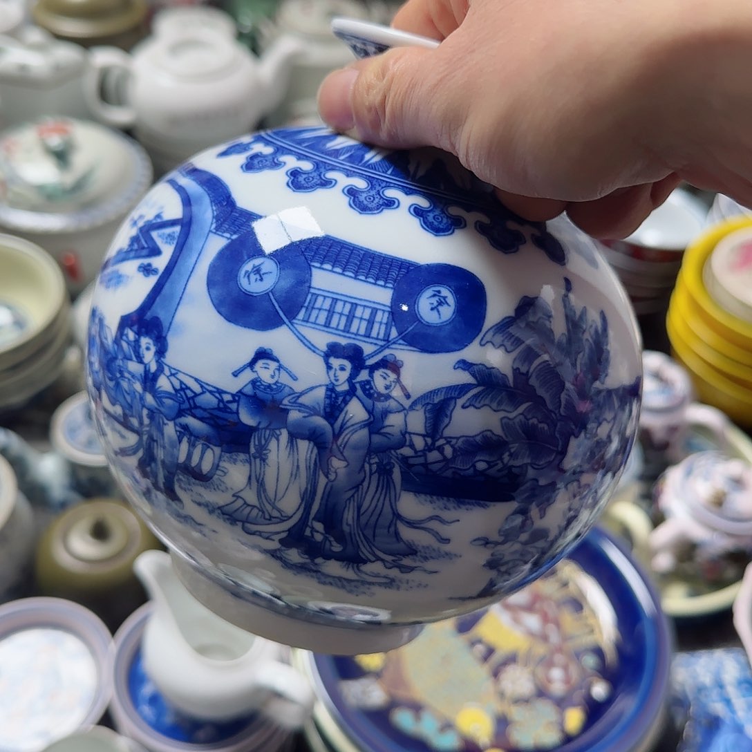 摆件瓷器的工艺技术水平