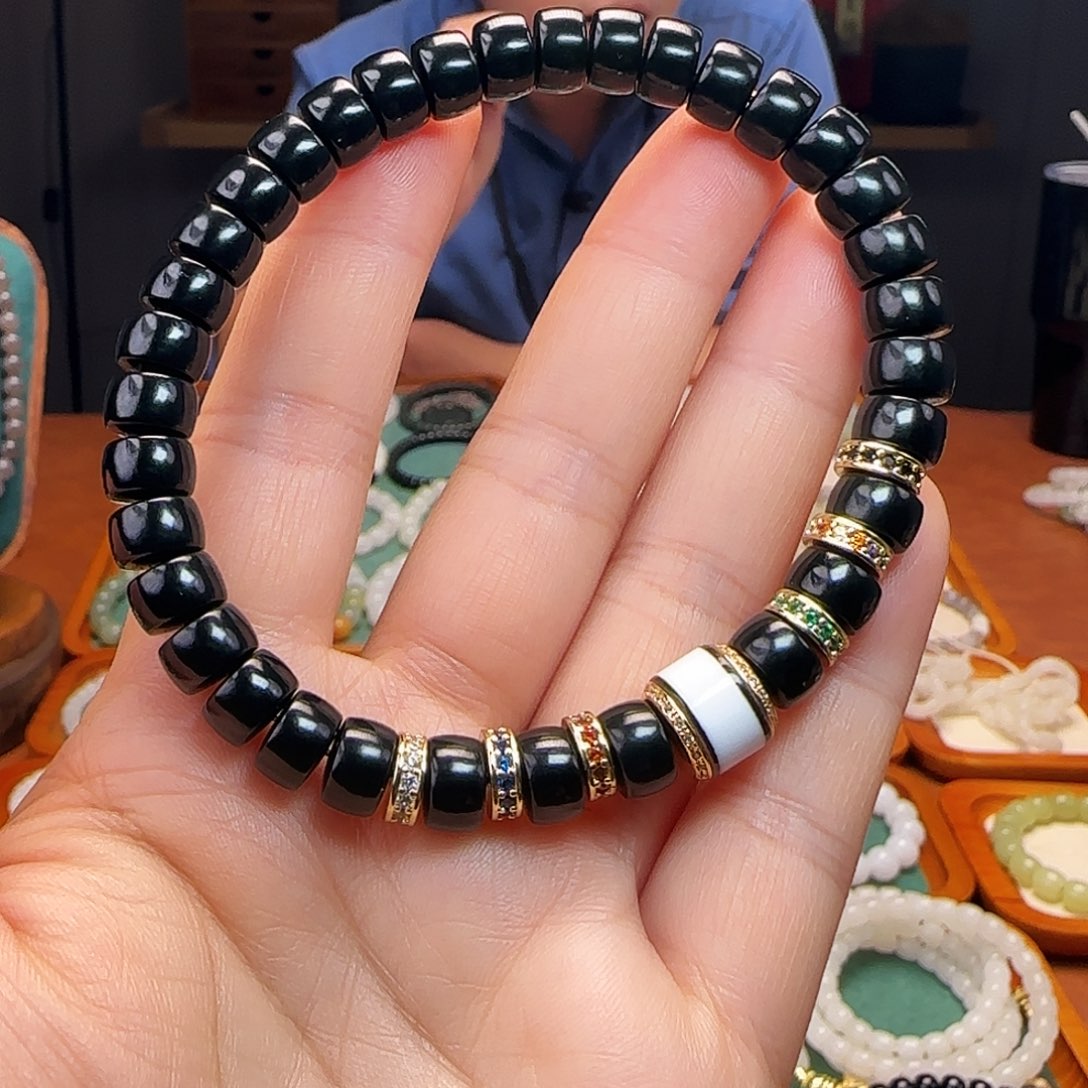 和田玉合金手链和田玉