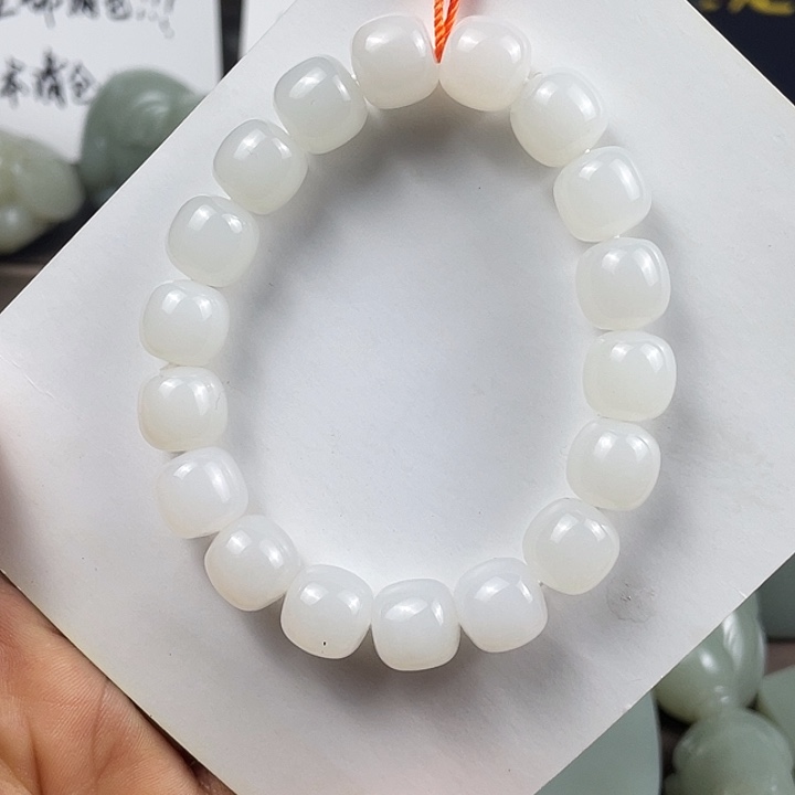 和田玉（糖玉）挂件未镶嵌