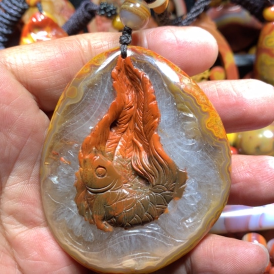 玛瑙/玉髓颈饰未镶嵌