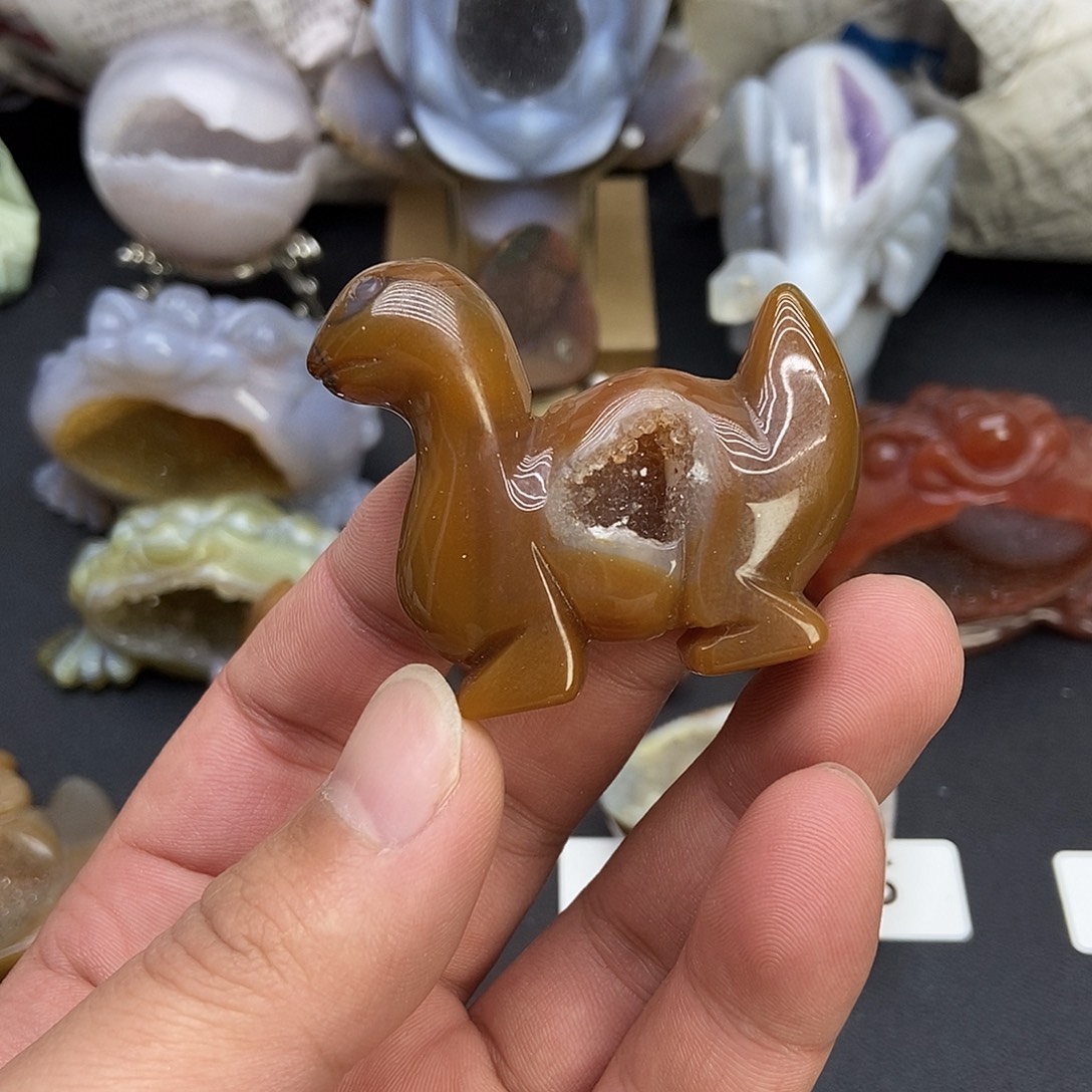 玛瑙/玉髓未镶嵌珠宝奇石