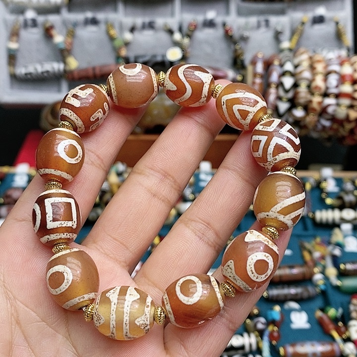 玛瑙/玉髓颈饰合金