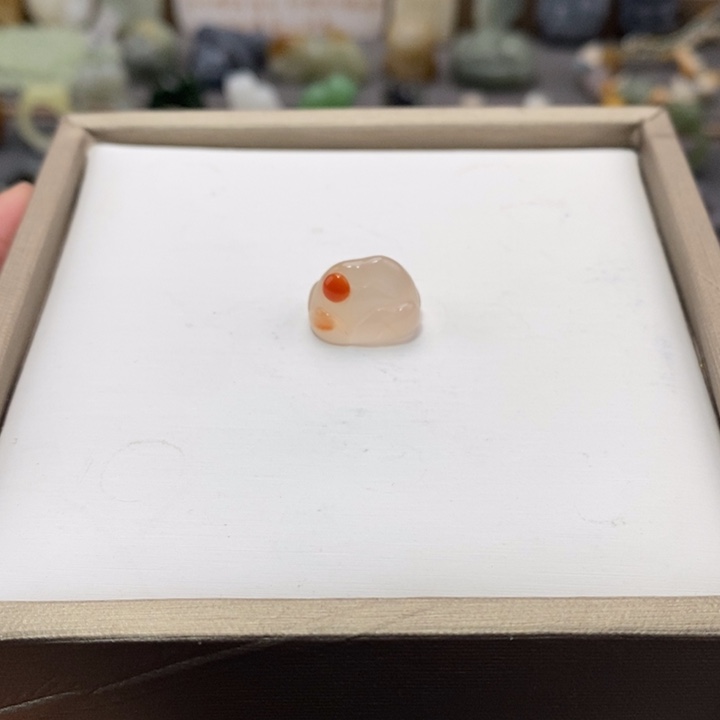 W***1南红玛瑙未镶嵌颈饰