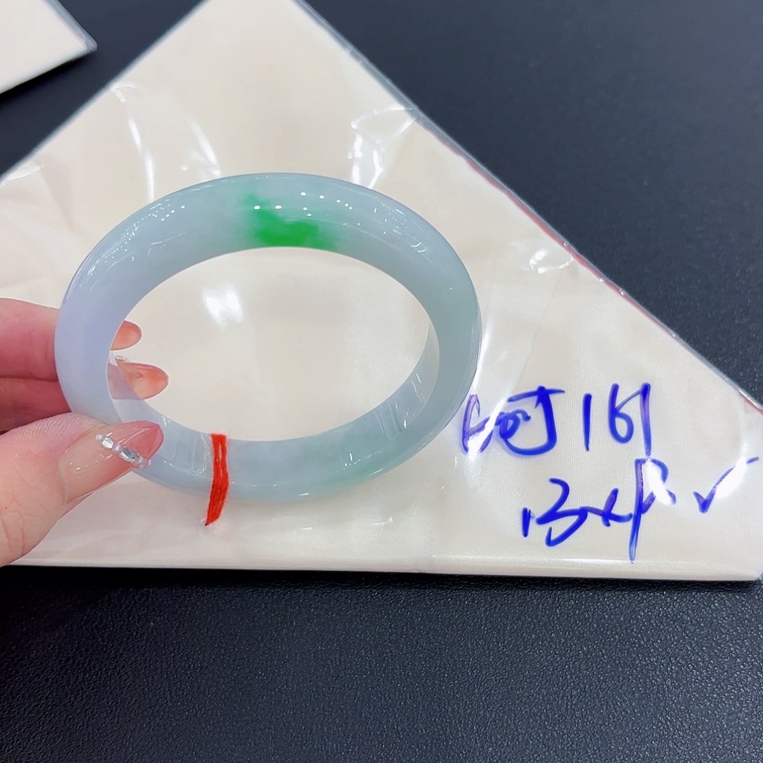 翡翠手镯未镶嵌手镯60