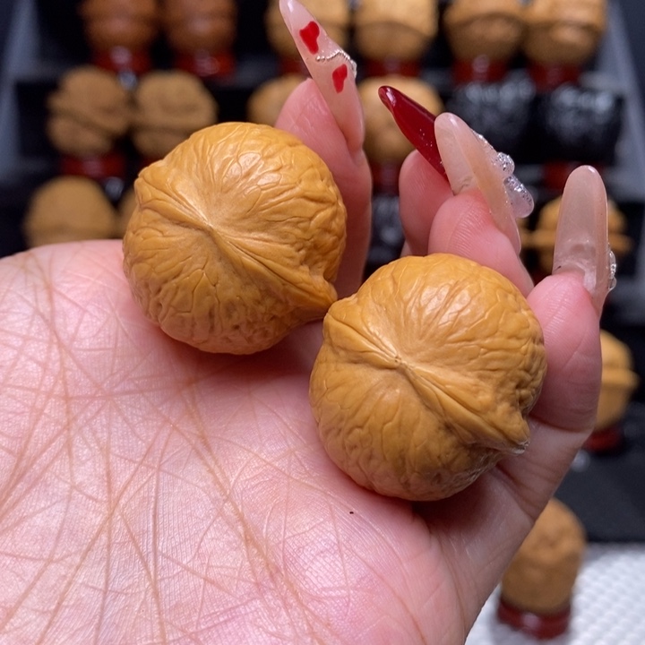 文玩核桃把件晶玉21号29尺