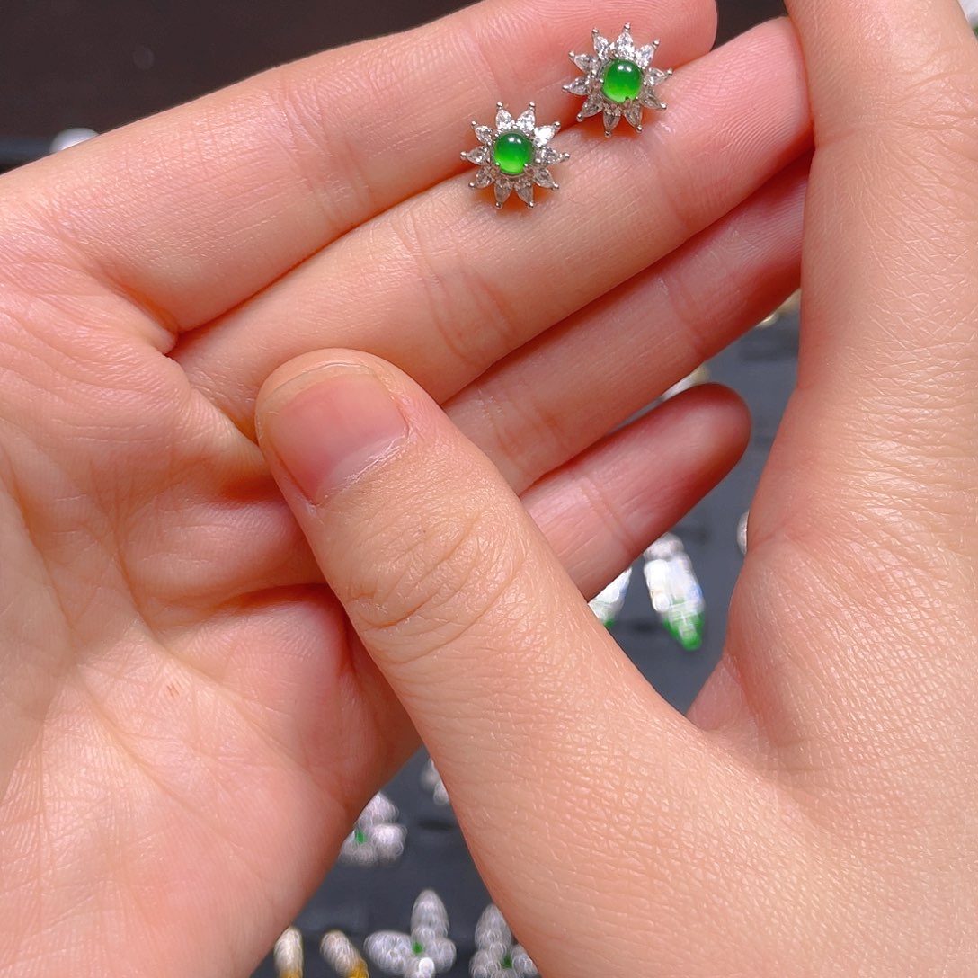 翡翠戒指银S925镶嵌耳钉