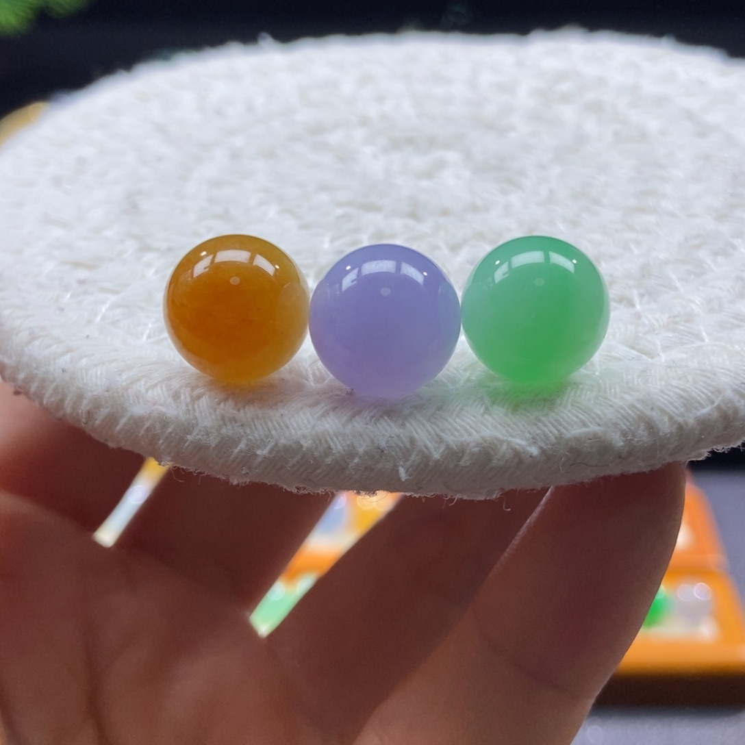 翡翠颈饰未镶嵌浓三彩福禄寿圆珠12+【3颗】