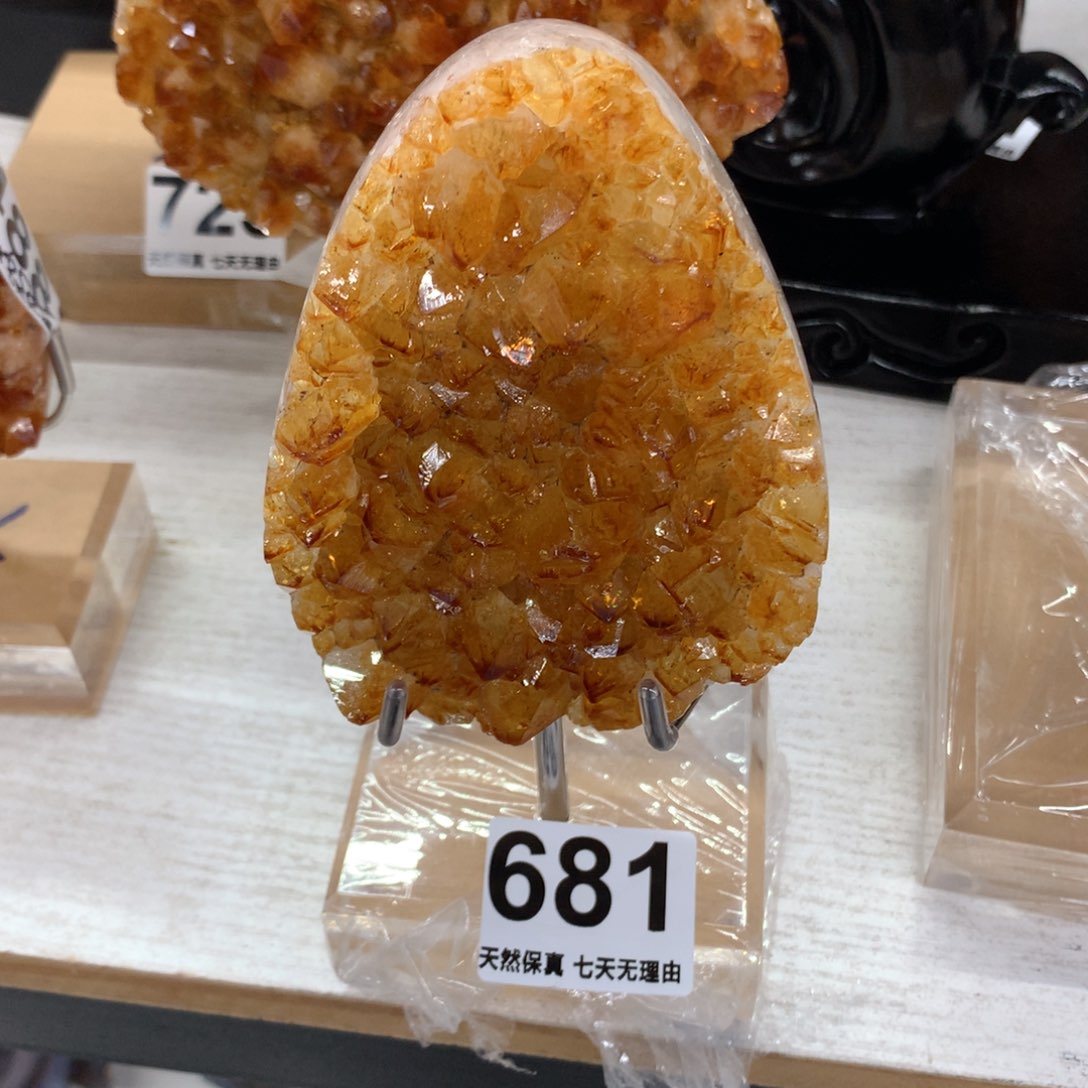 水晶摆件未镶嵌和*蕊