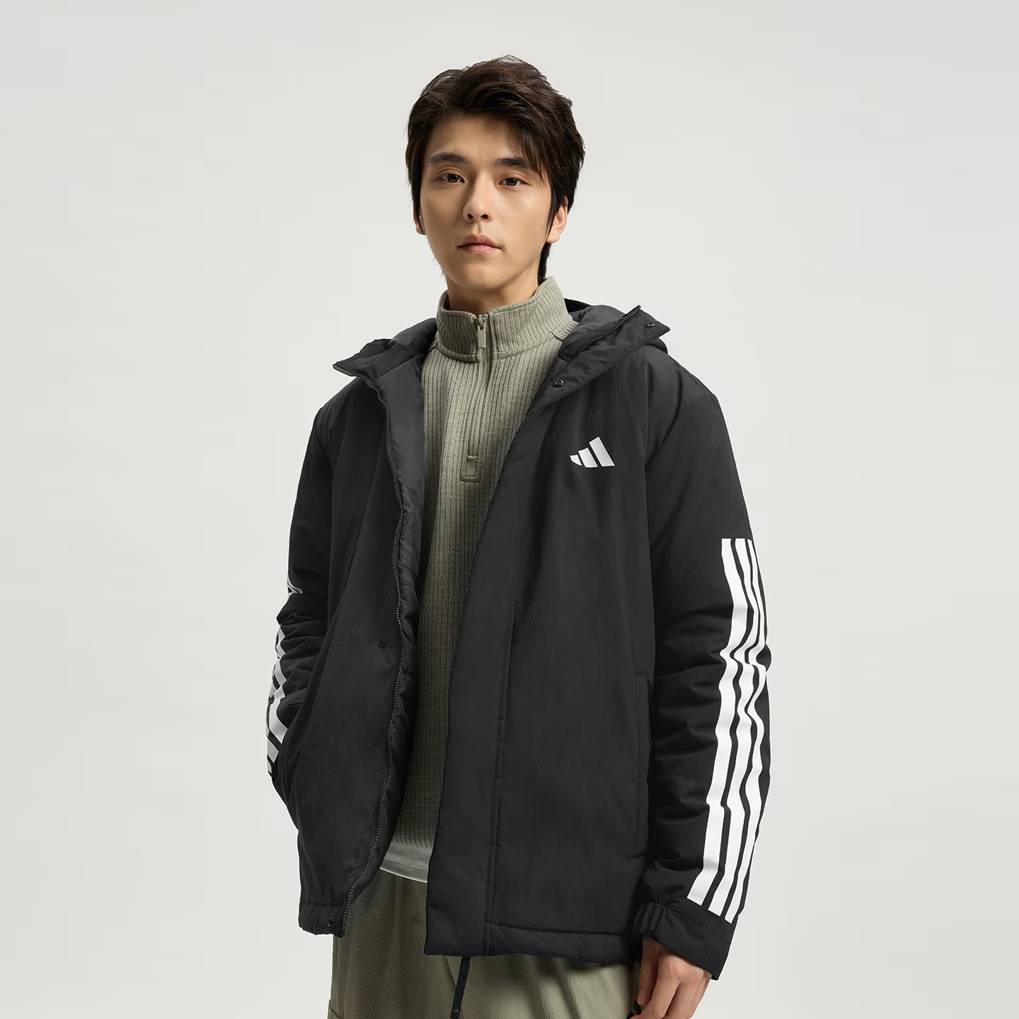 adidas/阿迪达斯暖风拒水防风保暖运动休闲连帽夹克外套JY8303
