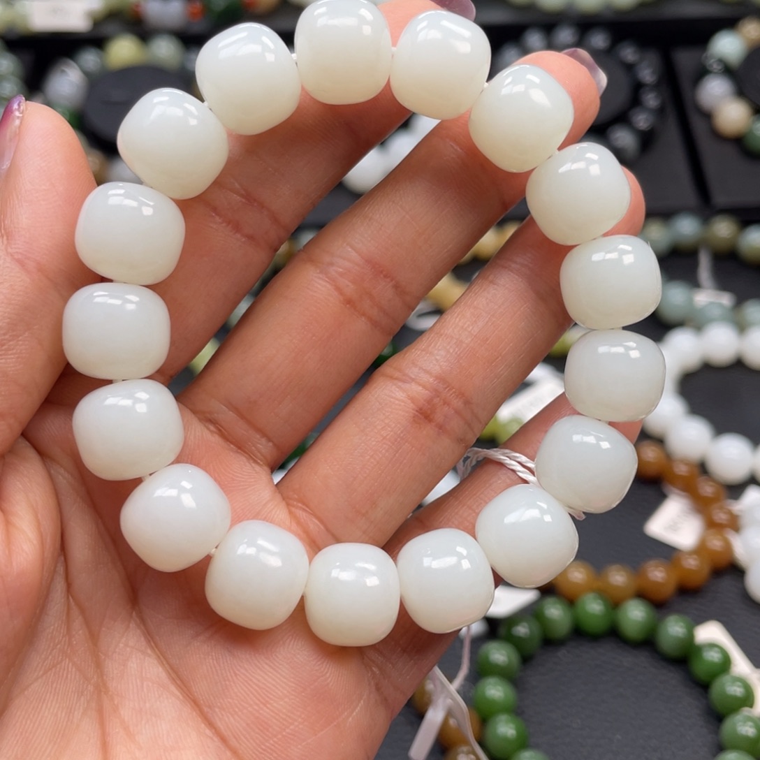 未镶嵌手链和田玉