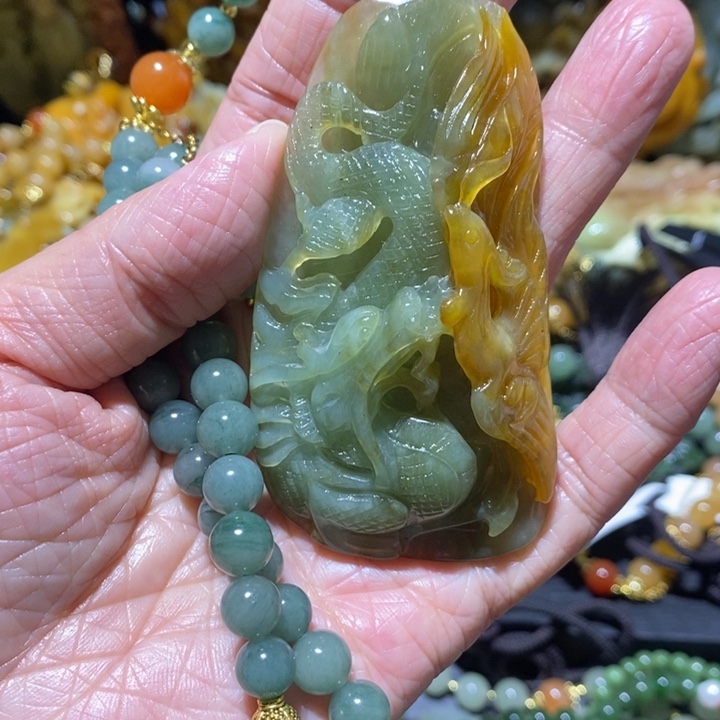 岫玉岫玉吊坠未镶嵌