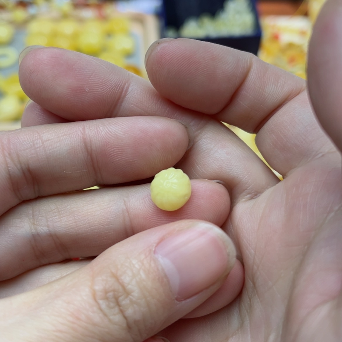 【闪购商品】蜜蜡裸石未镶嵌配饰