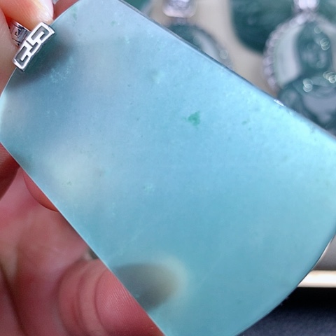 【闪购商品】翡翠颈饰18K金镶嵌天然翡翠