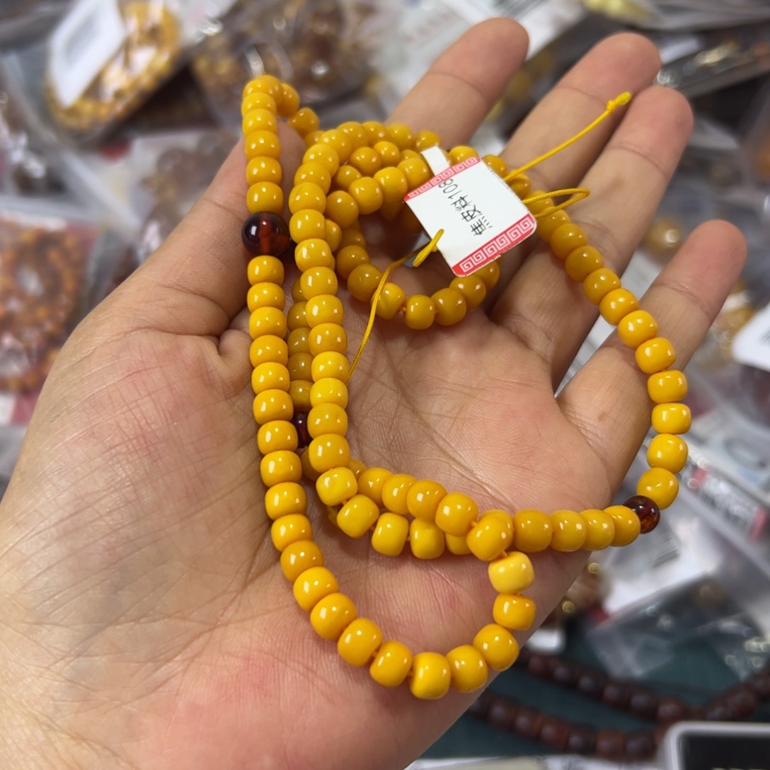 未镶嵌琥珀珠宝奇石749