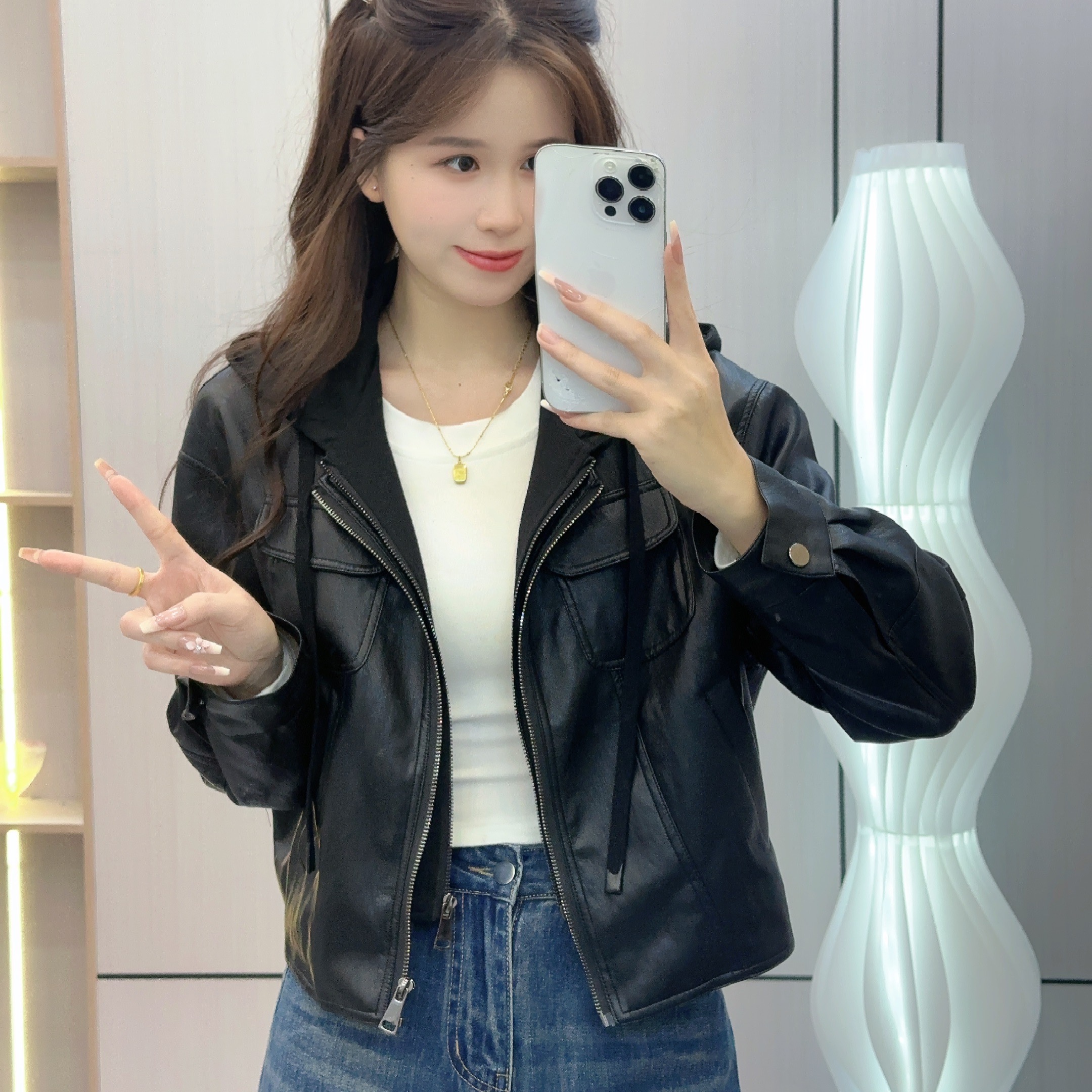 7633 GY早秋新款2025时尚连帽拉链皮衣外套女百搭显瘦上衣女