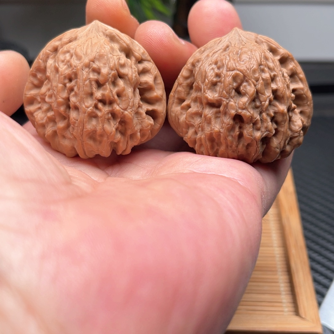 文玩核桃吊坠40平谷凹底