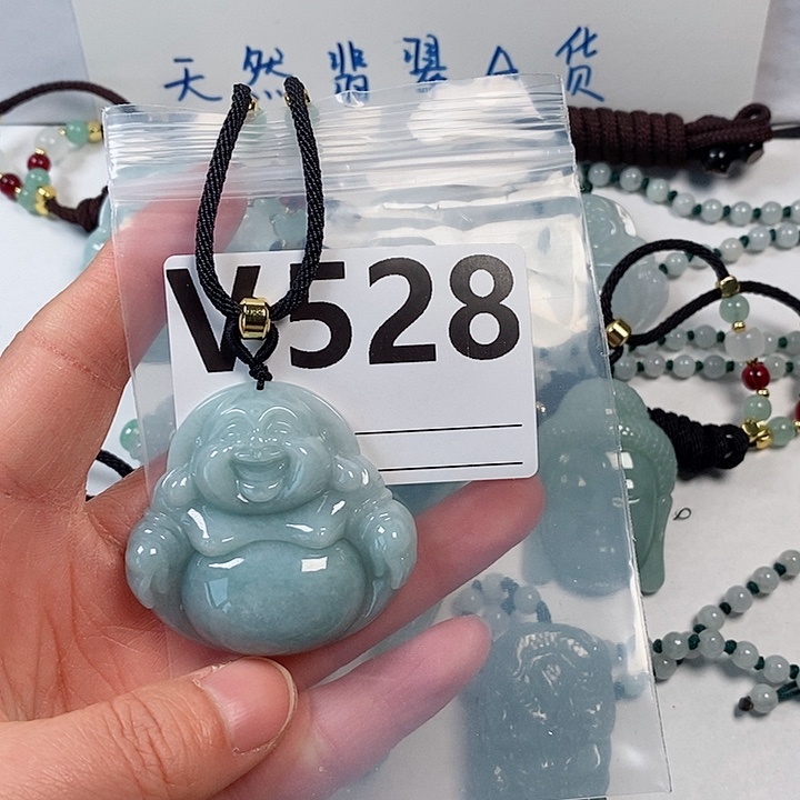 翡翠颈饰未镶嵌天然