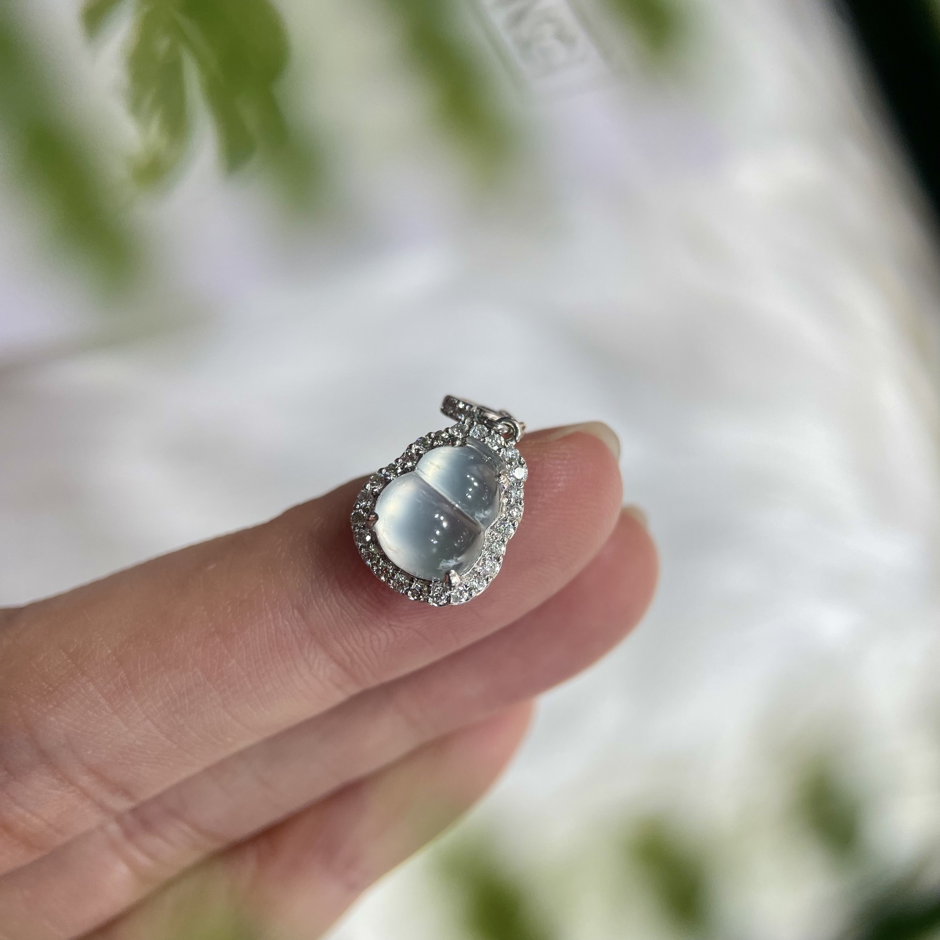 18K金天然A货翡翠高冰葫芦