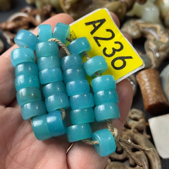 玛瑙/玉髓颈饰合金