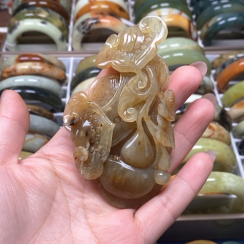 【闪购商品】蛇纹石玉手镯未镶嵌