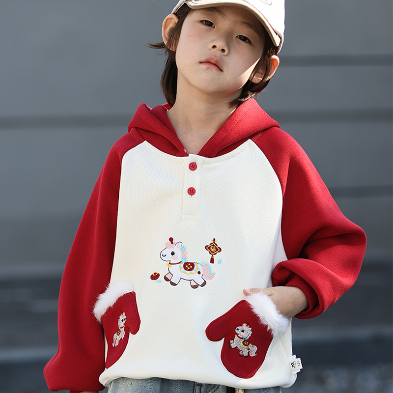 【专柜同款】冬季新款手套口袋卡通卫衣DBE57866