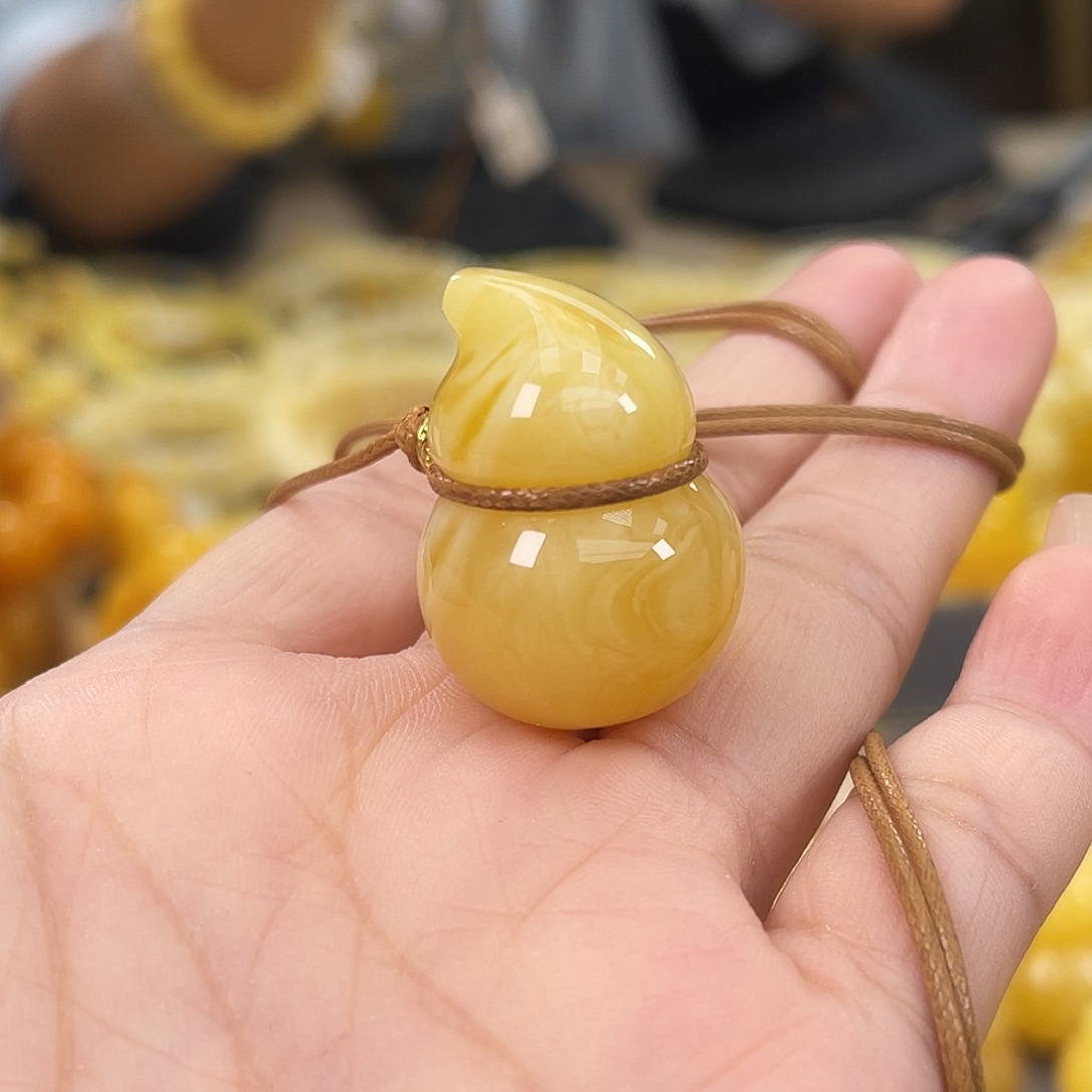 未镶嵌琥珀裸石琥珀h21