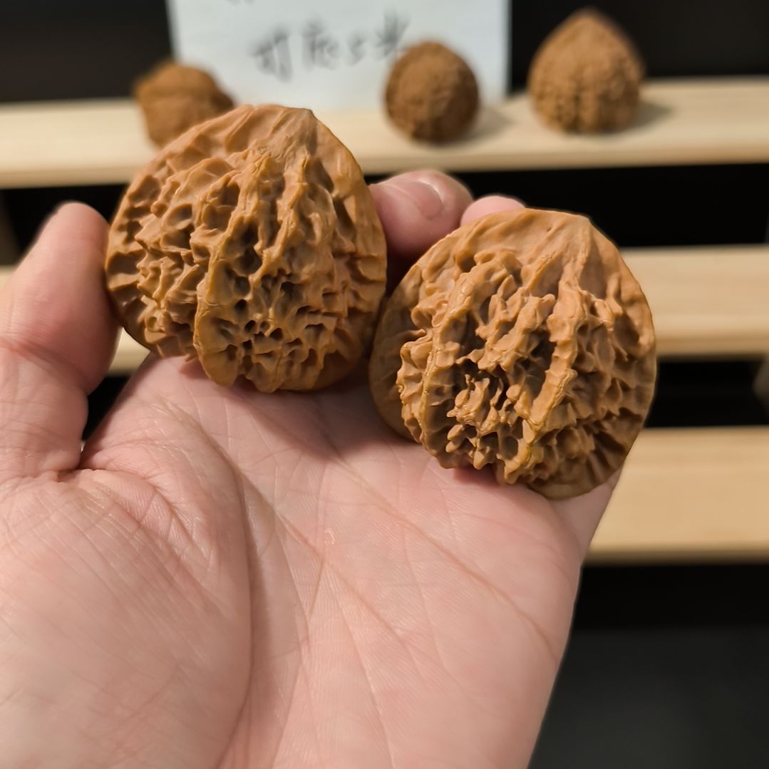 吊坠文玩核桃47+帝王