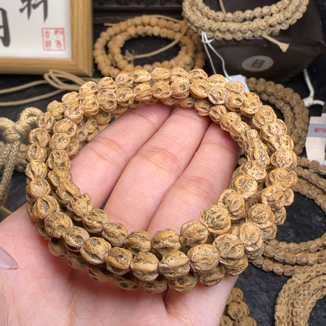 柏香籽/百香籽吊坠佛*