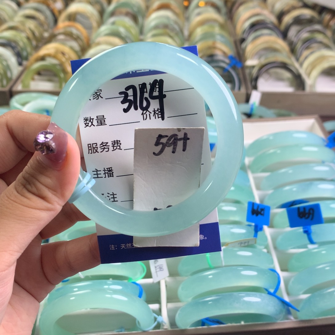 为****蛇纹石玉未镶嵌手镯3764